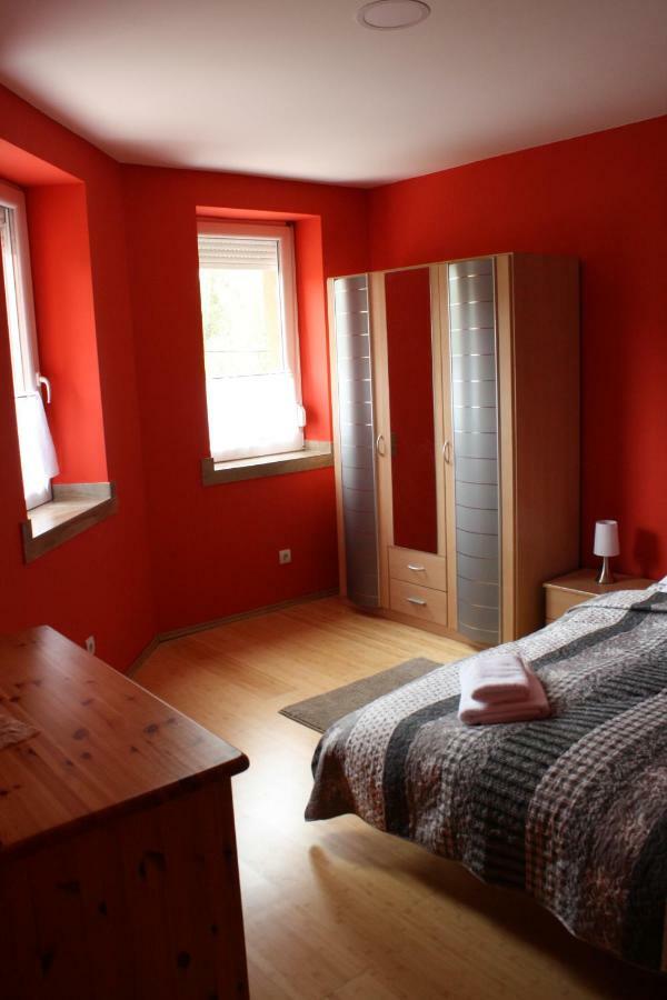 Kedvenc Vendeghaz Hotel Мисколк Екстериор снимка