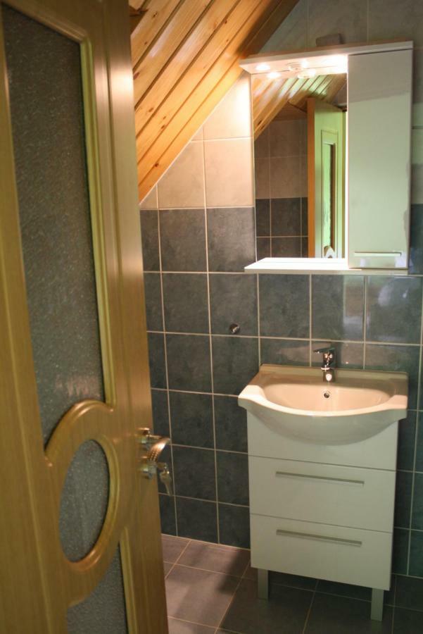 Kedvenc Vendeghaz Hotel Мисколк Екстериор снимка