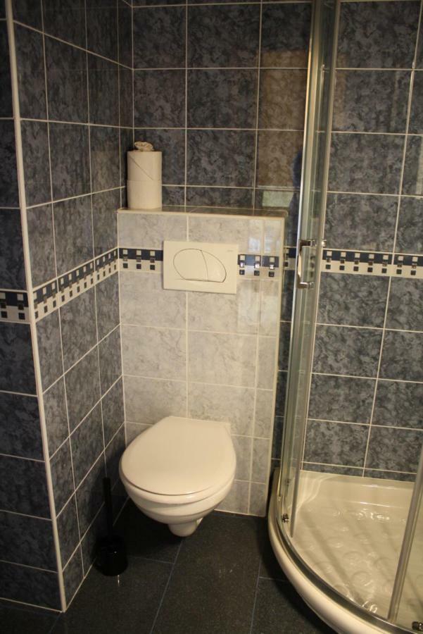 Kedvenc Vendeghaz Hotel Мисколк Екстериор снимка