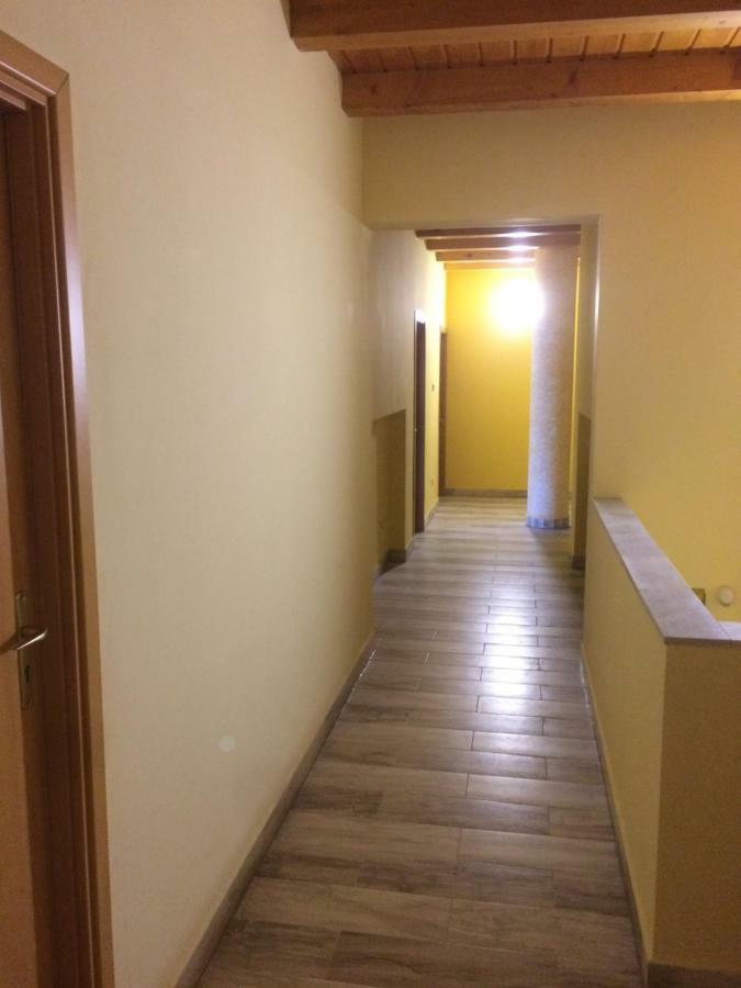 Kedvenc Vendeghaz Hotel Мисколк Екстериор снимка