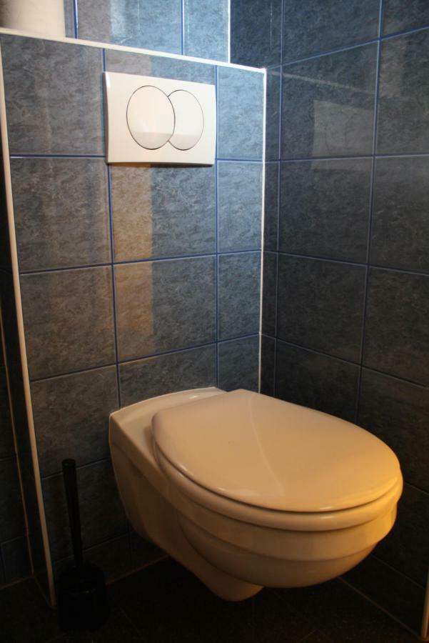 Kedvenc Vendeghaz Hotel Мисколк Екстериор снимка