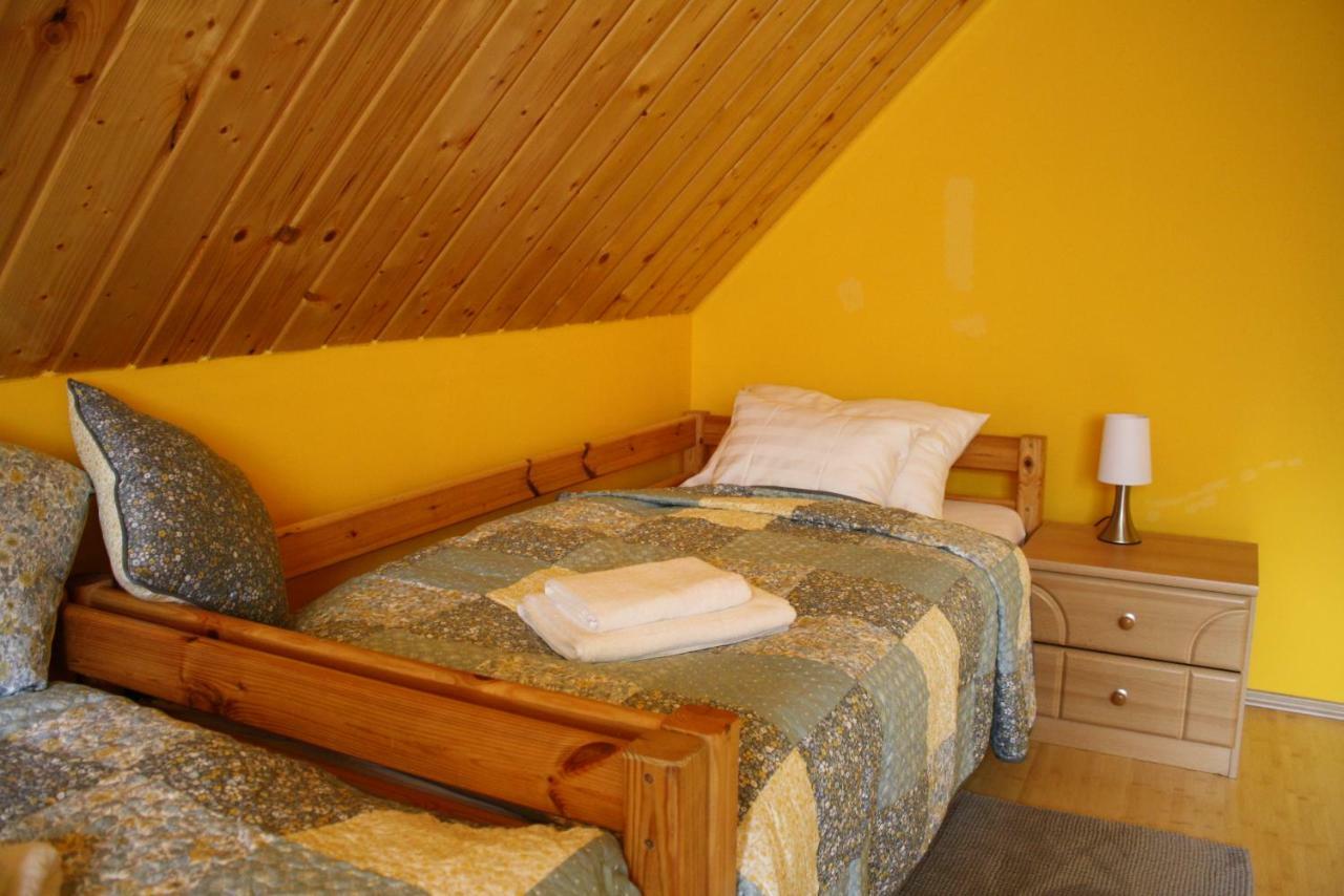 Kedvenc Vendeghaz Hotel Мисколк Екстериор снимка
