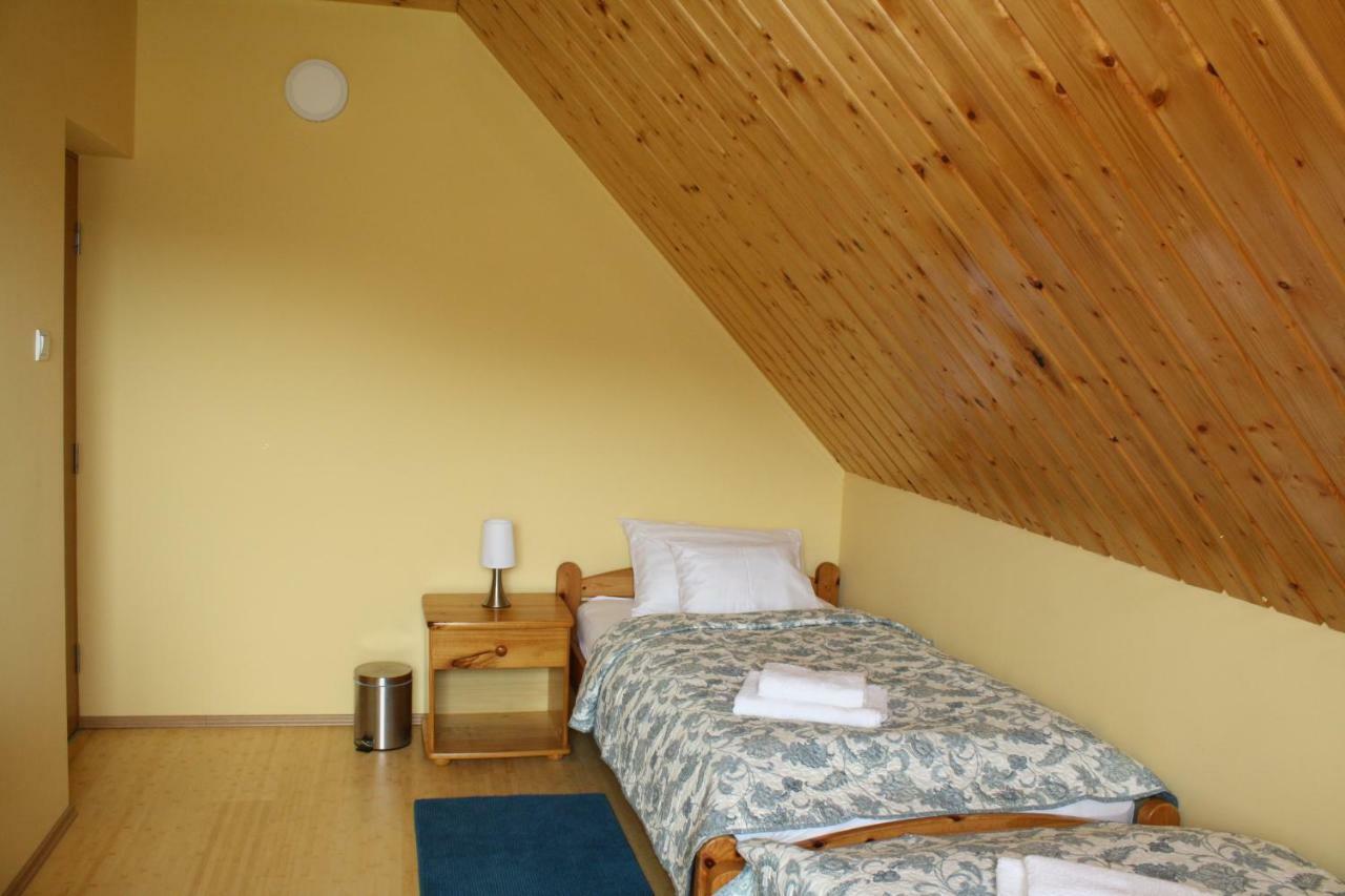 Kedvenc Vendeghaz Hotel Мисколк Екстериор снимка